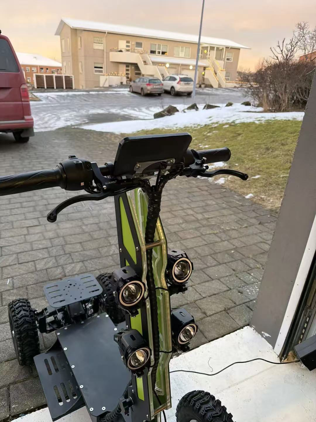 Customer photo showing scooter controls in winter